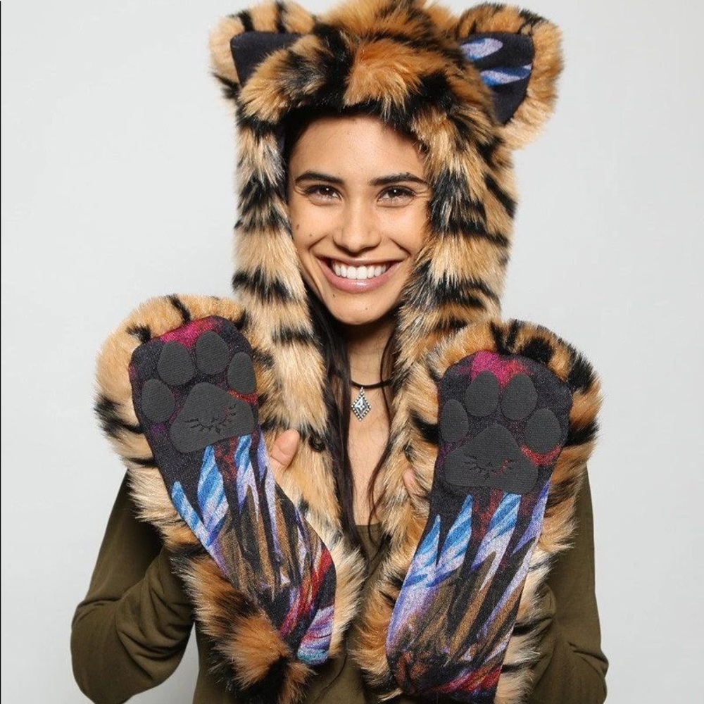 CE Tiger Spirithood